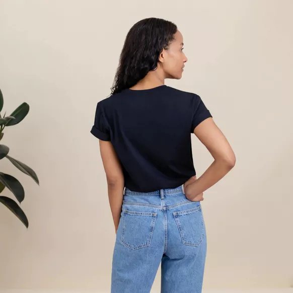 T-Shirt Alva | Schwarz aus Bio-Baumwolle - siebenKÄSEhoch